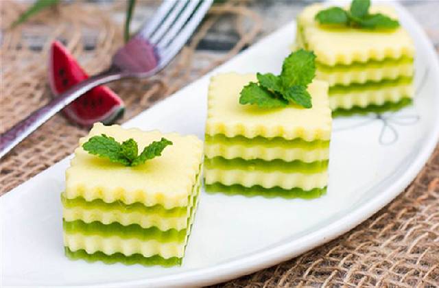 món ăn nhẹ trong tiệc sinh nhật rau câu